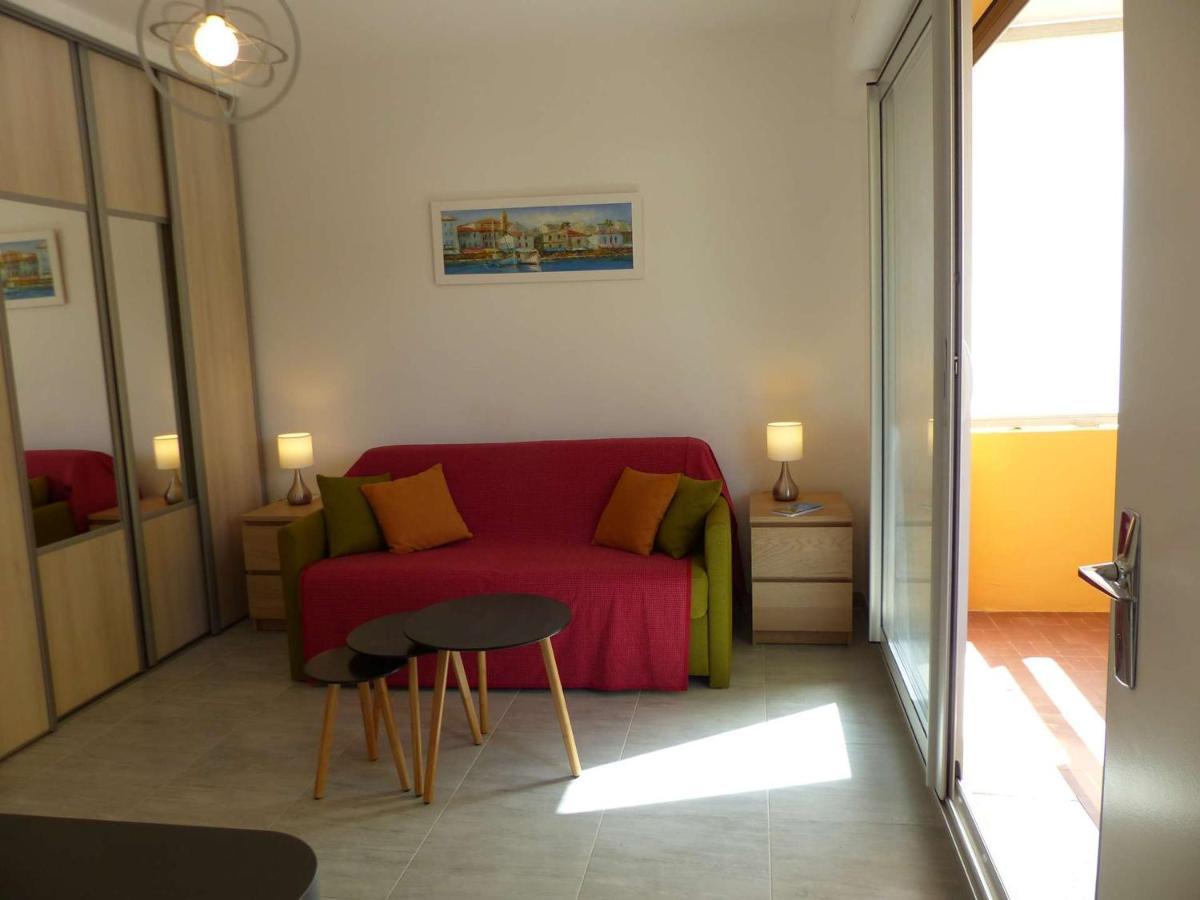 Charmant Studio Climatise Avec Balcon A 50M De La Plage - Le Lavandou Centre-Ville - Fr-1-308-110 외부 사진